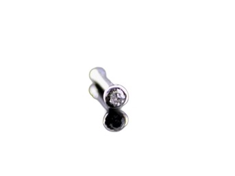 Gyémánt orr piercing 2