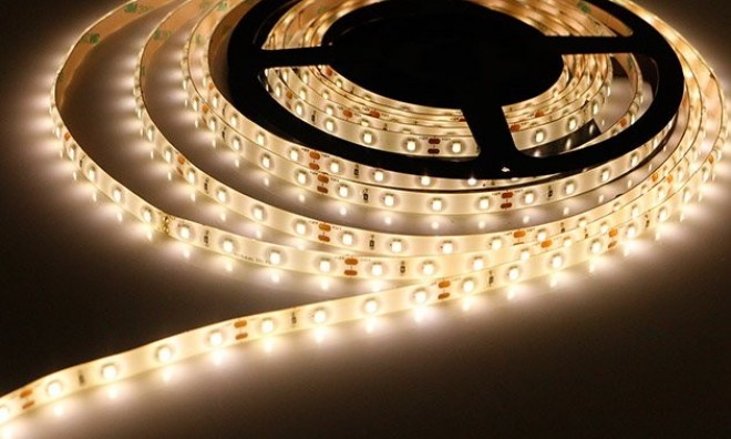 5m-es dekorációs LED szalag