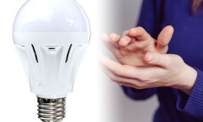 Tapsolásra kapcsoló LED IZZÓ 