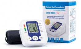 Felkaros digitális vérnyomásmérő