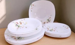 19 részes szögletes opál étkészlet 