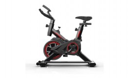 Spinning bicikli LCD kijelzővel