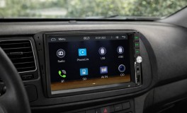 7”2 DIN multimédia lejátszó Carplay