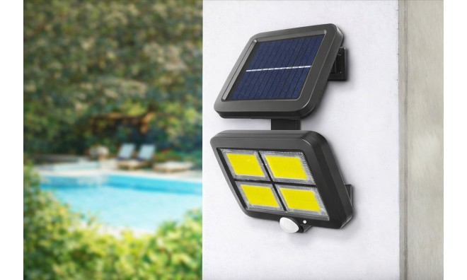 2 db 128 LEDes napelemes reflektor 