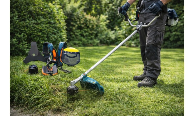 Hitman 68 cm3 benzinmotoros fűkasza