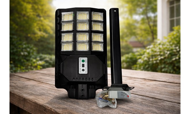 THOLux napelemes LED utcai lámpa