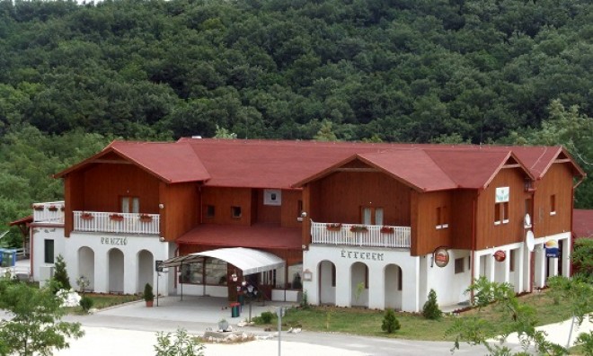 4 napos csolnoki pihenés