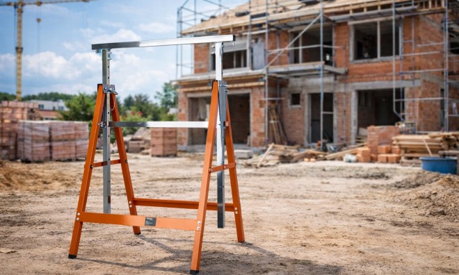 Állítható, összecsukható állvány