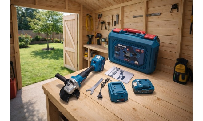 Hitman sarokcsiszoló 2 db akkuval