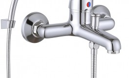 Egykaros kád–zuhany csaptelep