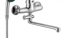 Egykaros kád és zuhany csaptelep