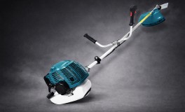 Hitman Fűkasza és Bozótvágó